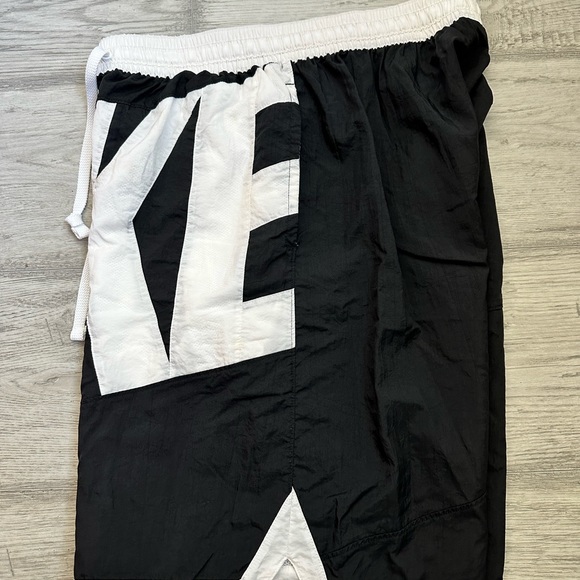 Nike Trunks Black White Mens Size XL - Picture 4 of 5